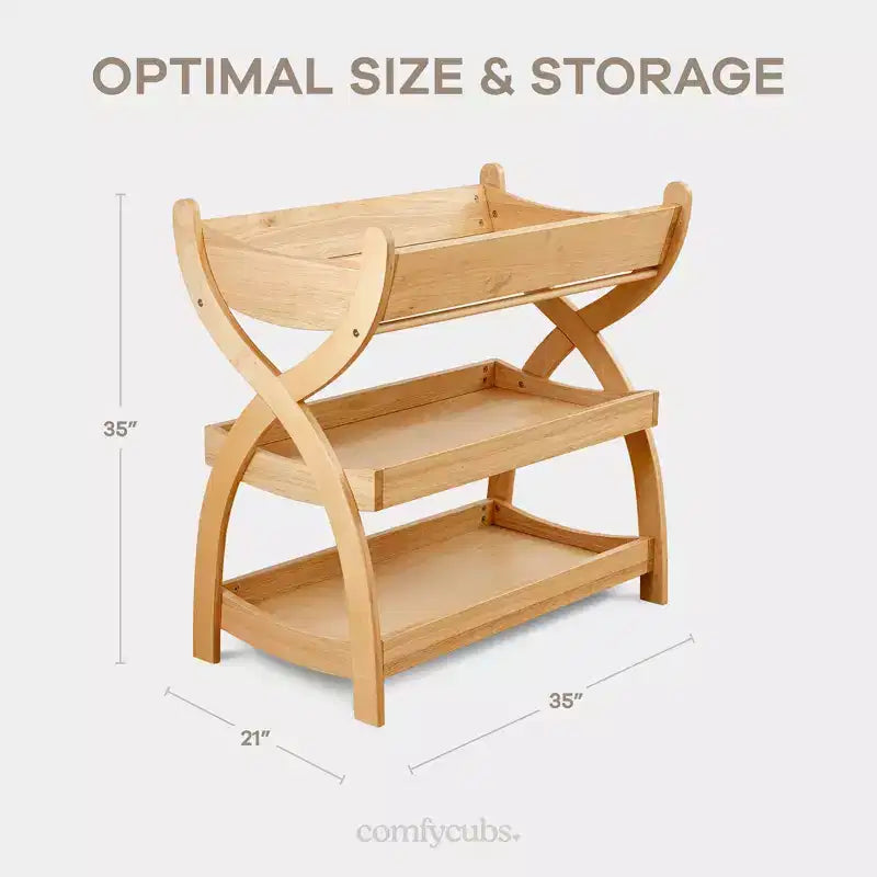 Table à langer Comfy Cubs pour bébé - Structure robuste en bois, style intemporel et deux étagères ouvertes pour les essentiels de bébé
