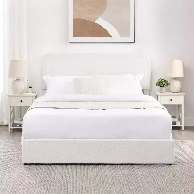 Modern queensize bed met bouclébekleding en opbergladen