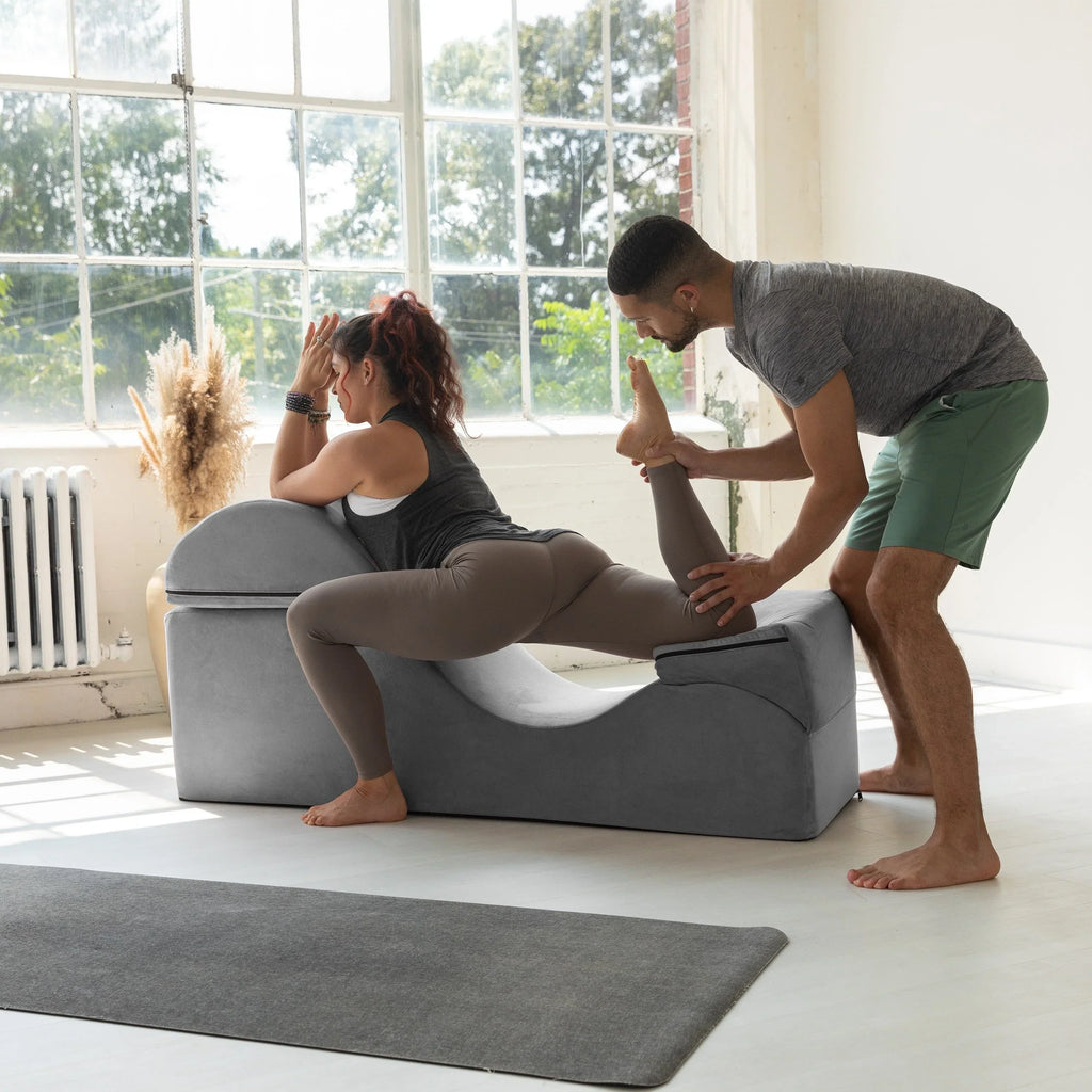 Avana Kami verstelbare chaise longue / voor yoga en massage - 2-in-1 poef met verborgen uitklapbare yogaloungestoel, microfluweel - N/A