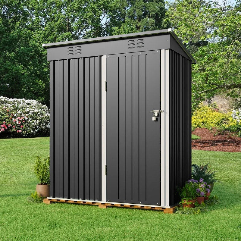 Metalen tuinschuur voor buitenopslag met afsluitbare deur voor tuinmeubels en gereedschap