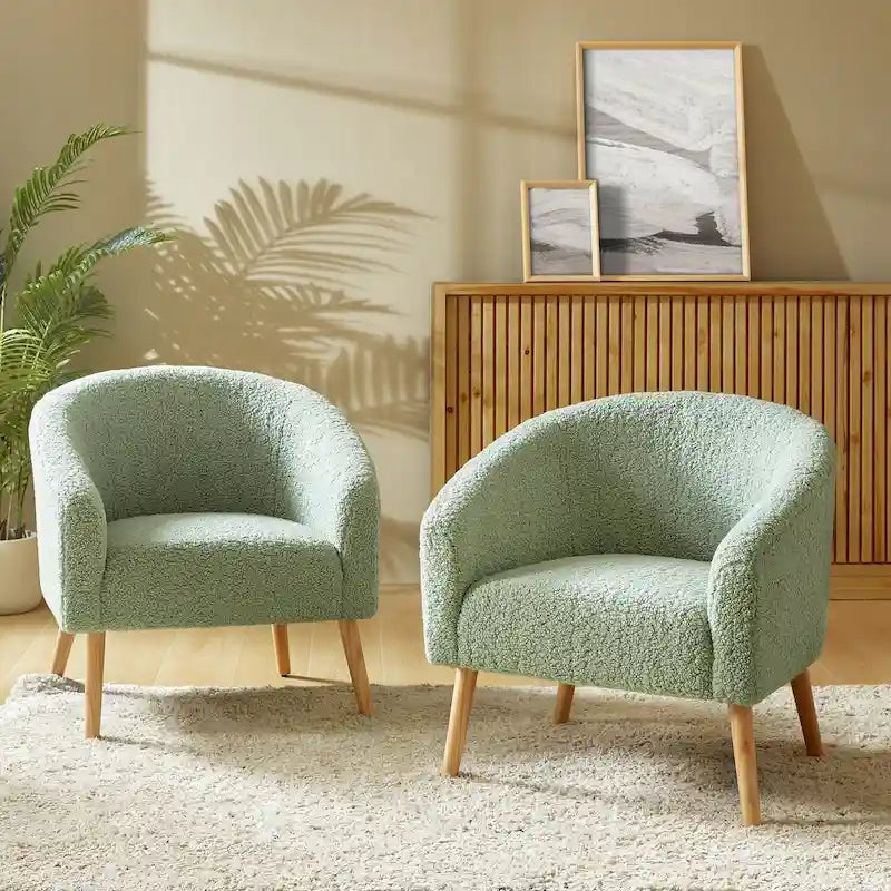 Moderne Sheila-fauteuil van bouclé met een breedte van 30 W en poten van massief hout, set van 2, van HULALA HOME
