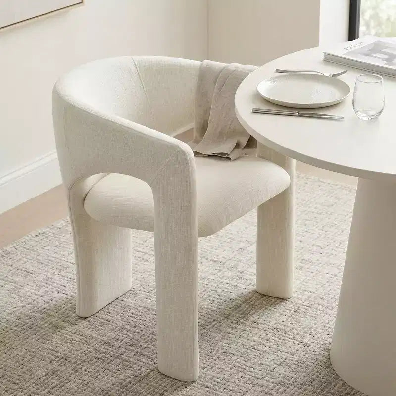 Kleines Esszimmerset für 2 Personen, beige gepolsterte Stühle, runder Esstisch mit Säulenfuß, kompakte moderne Küchenmöbel-Panipeachy