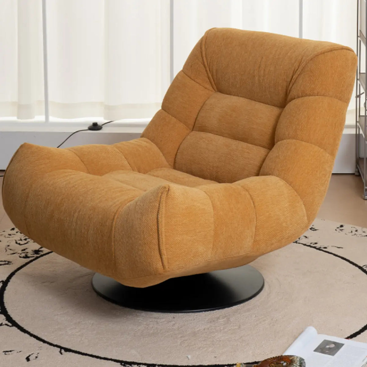Fauteuil d'appoint pivotant en tissu chenille jaune capitonné