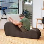 Méridienne élégante Avana pour le yoga - Fabriquée aux États-Unis - Idéale pour les étirements, la détente, l’exercice et plus encore, 60D x 18W x 26H pouces, gris clair