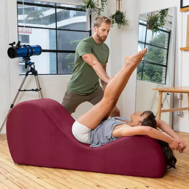 Méridienne élégante Avana pour le yoga - Fabriquée aux États-Unis - Idéale pour les étirements, la détente, l’exercice et plus encore, 60D x 18W x 26H pouces, gris clair