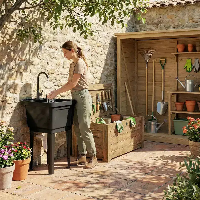 Tragbares Mehrzweck-Waschbecken mit Waschbottich, freistehendes Waschbecken mit Wasserhahn, Seifenspender und Schläuchen