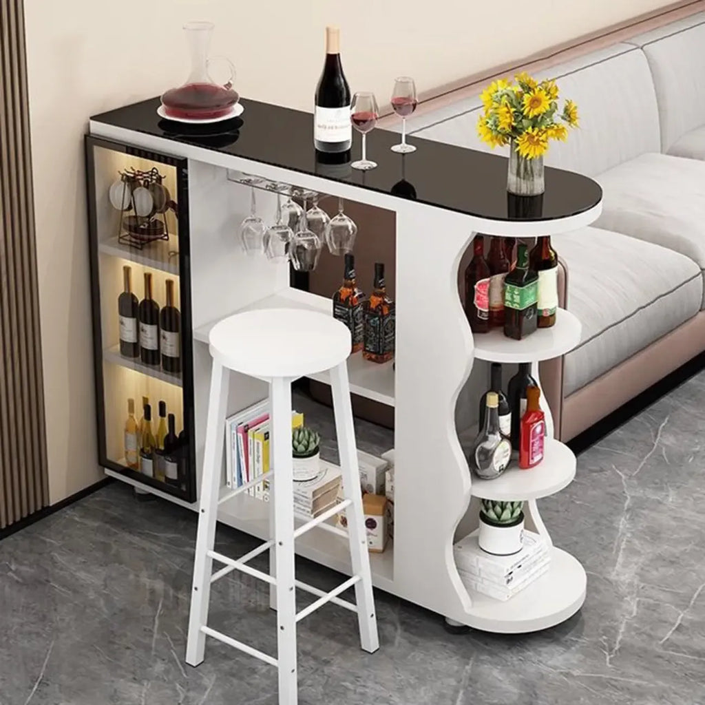 Moderner Bartisch in organischer Form mit Steinplatte und Stauraum für Hausbars