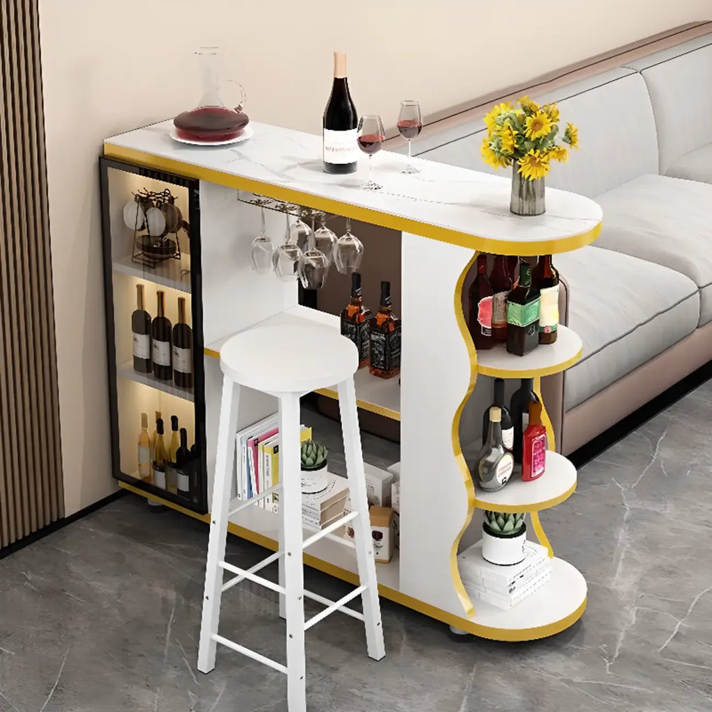 Moderner Bartisch in organischer Form mit Steinplatte und Stauraum für Hausbars