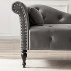 Moderne Chaiselongue, 60.6, mit Samtbezug, Knopfheftung, Beinen aus Massivholz und Ziernägeln