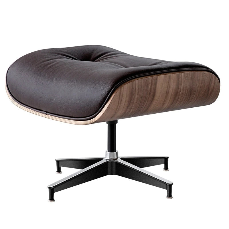 Moderne leren loungestoel met armleuningen, mid-century-stijl