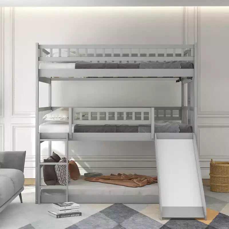 Dreifach-Etagenbett mit zwei Doppelbetten, umbaubarer Leiter und Rutsche, mit Schutzgittern, Weiß/Grau/Espresso - ModernLuxe
