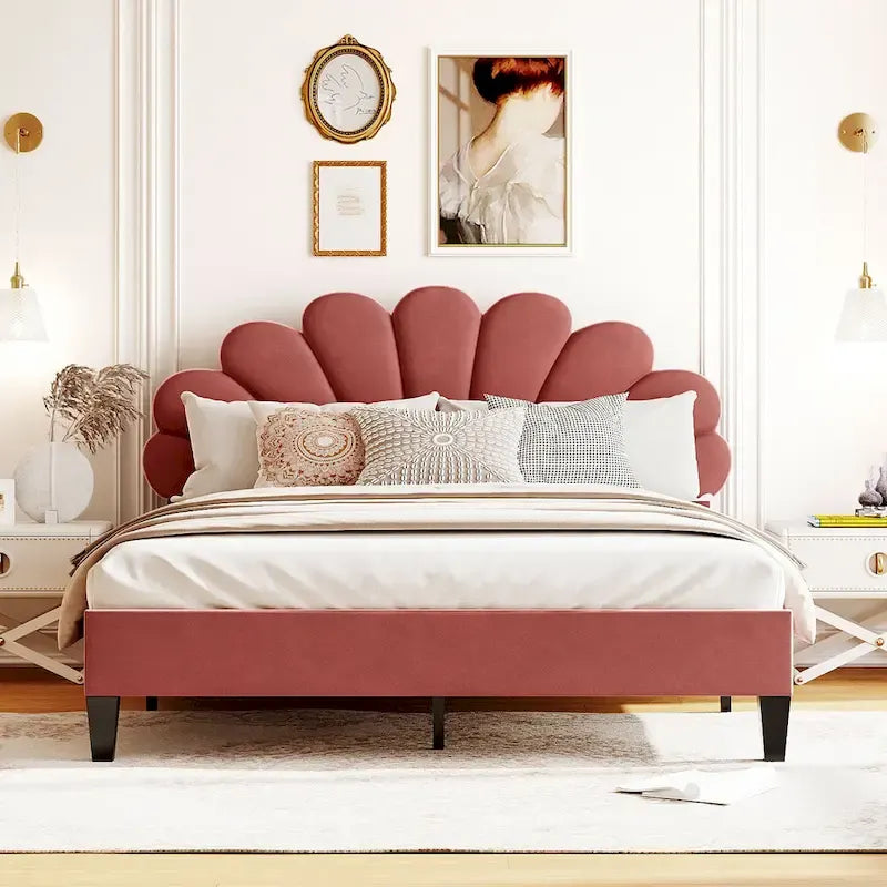 Letto matrimoniale imbottito in velluto floreale con piattaforma