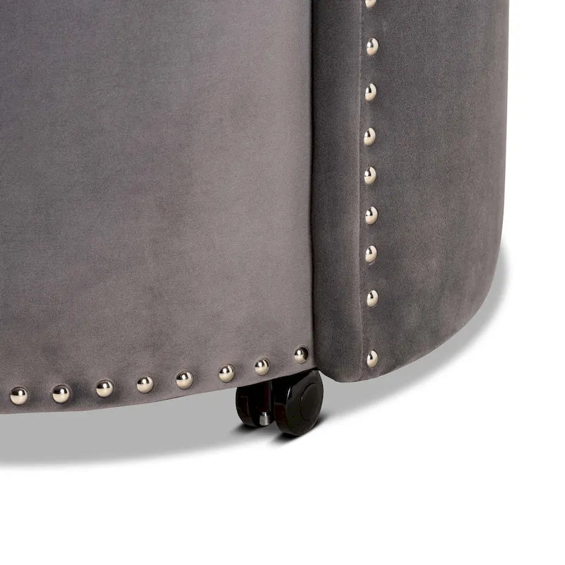 Poltrona accentata Glam Velvet Rolling con ruote piroettanti