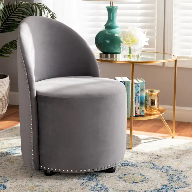 Poltrona accentata Glam Velvet Rolling con ruote piroettanti