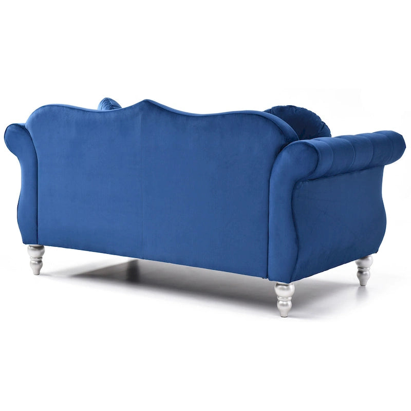 Divanetto in velluto con borchie decorative