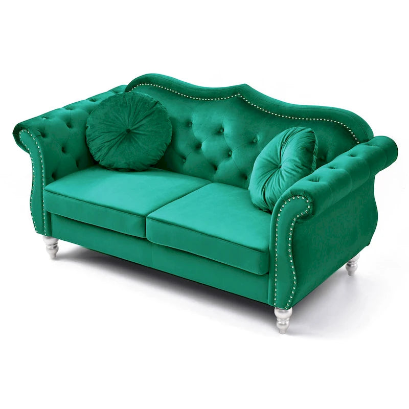 Divanetto in velluto con borchie decorative
