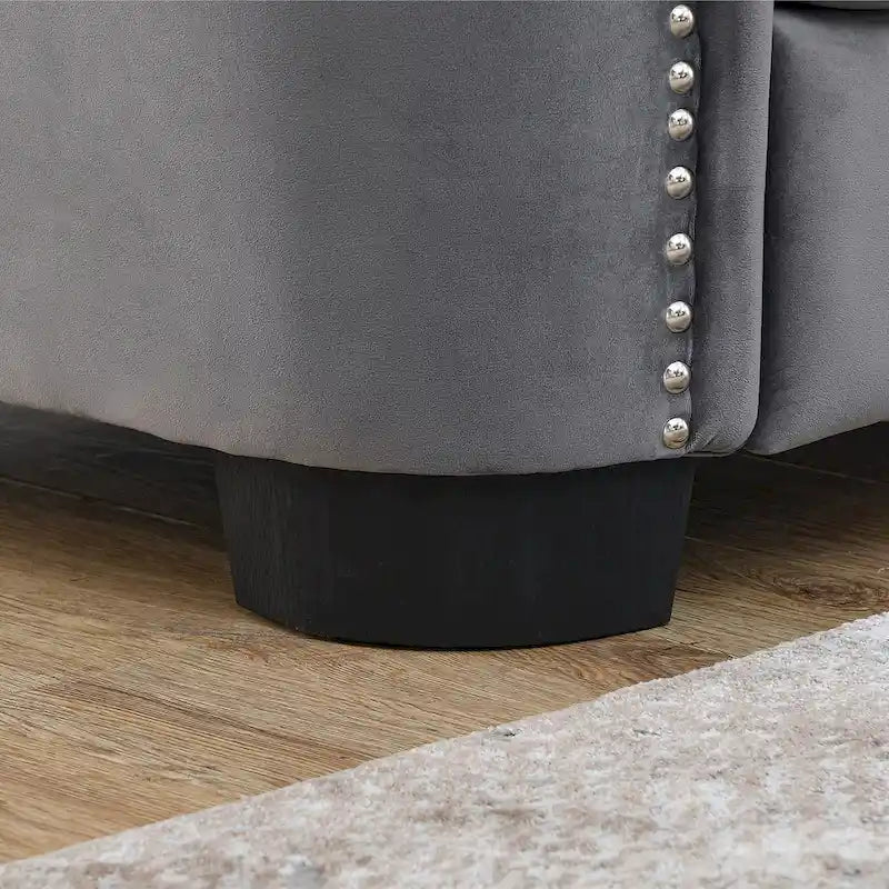 Divano Chesterfield in velluto da 150 cm — 2 posti con schienale capitonné e braccioli con borchie