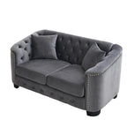 Divano Chesterfield in velluto da 150 cm — 2 posti con schienale capitonné e braccioli con borchie