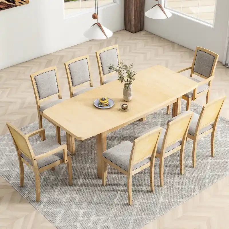 Tavolo da pranzo allungabile con prolunga removibile e sedie imbottite