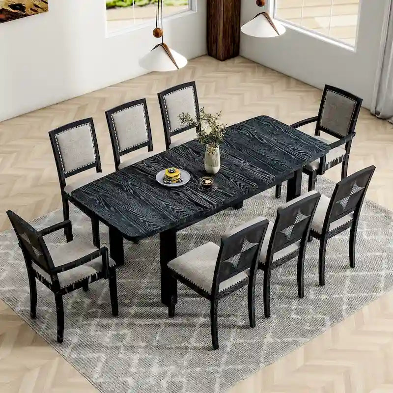 Tavolo da pranzo allungabile con prolunga removibile e sedie imbottite