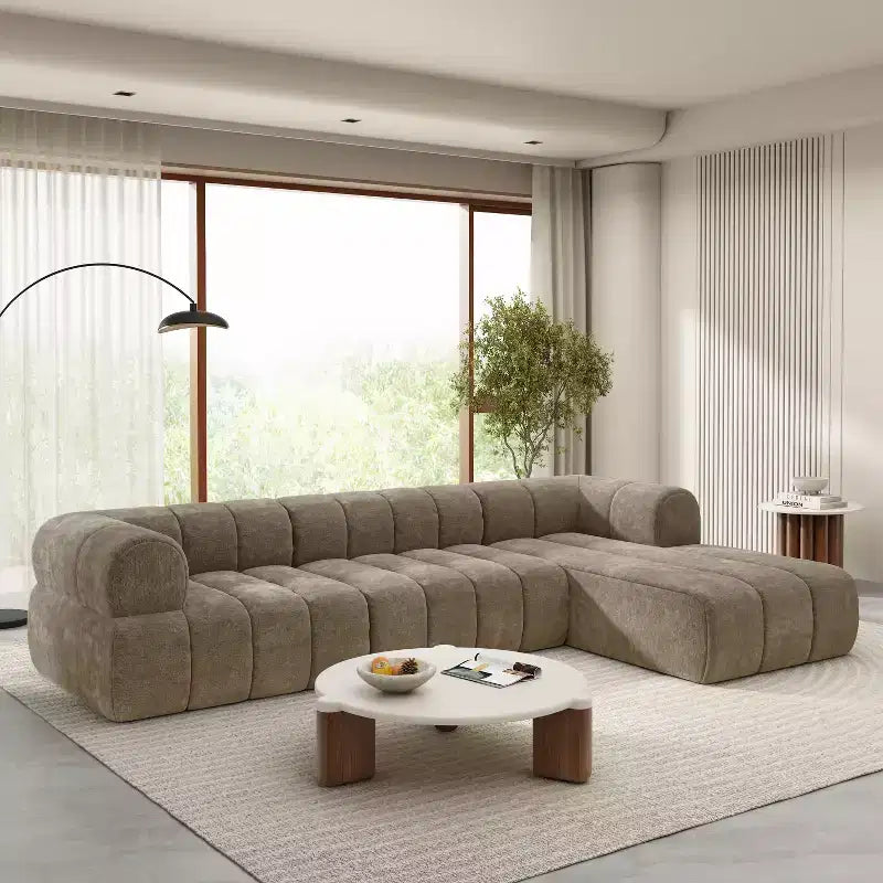 Nowoczesna narożna sofa segmentowa w kształcie litery L Christopher Knight Home Keri 122 z pianką o wysokiej gęstości i niskim oparciem