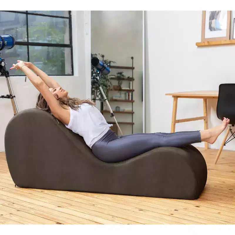 Méridienne élégante Avana pour le yoga - Fabriquée aux États-Unis - Idéale pour les étirements, la détente, l’exercice et plus encore, 60D x 18W x 26H pouces, gris clair