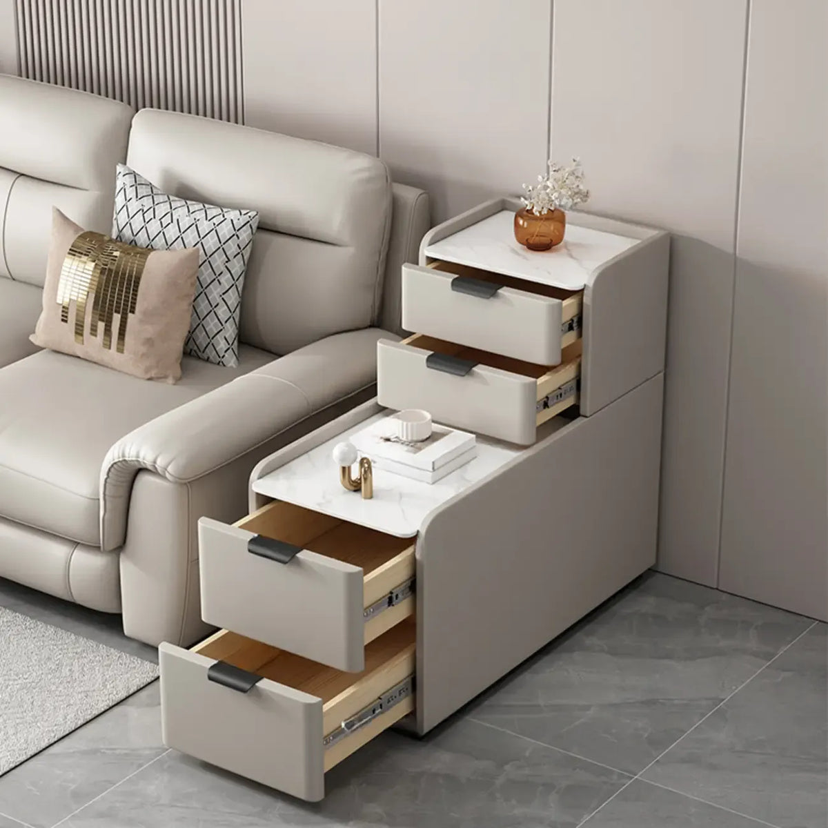 Hoher L-förmiger Beistelltisch fürs Sofa aus Holz mit 4 Schubladen und Steinplatte