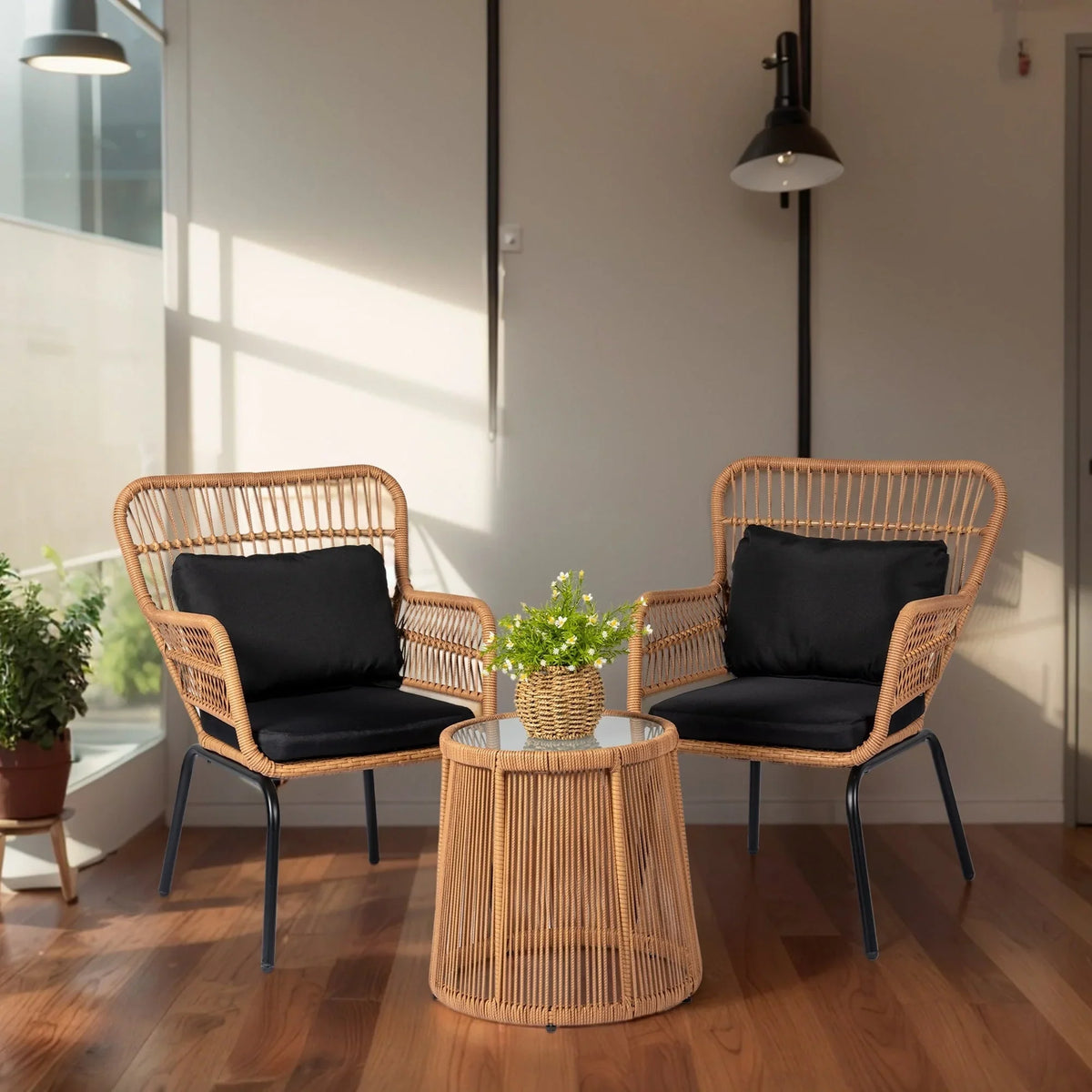3-teiliges Outdoor-Bistroset aus Korbgeflecht, wetterfeste Rattan-Gartenmöbel mit Stühlen und Kissen