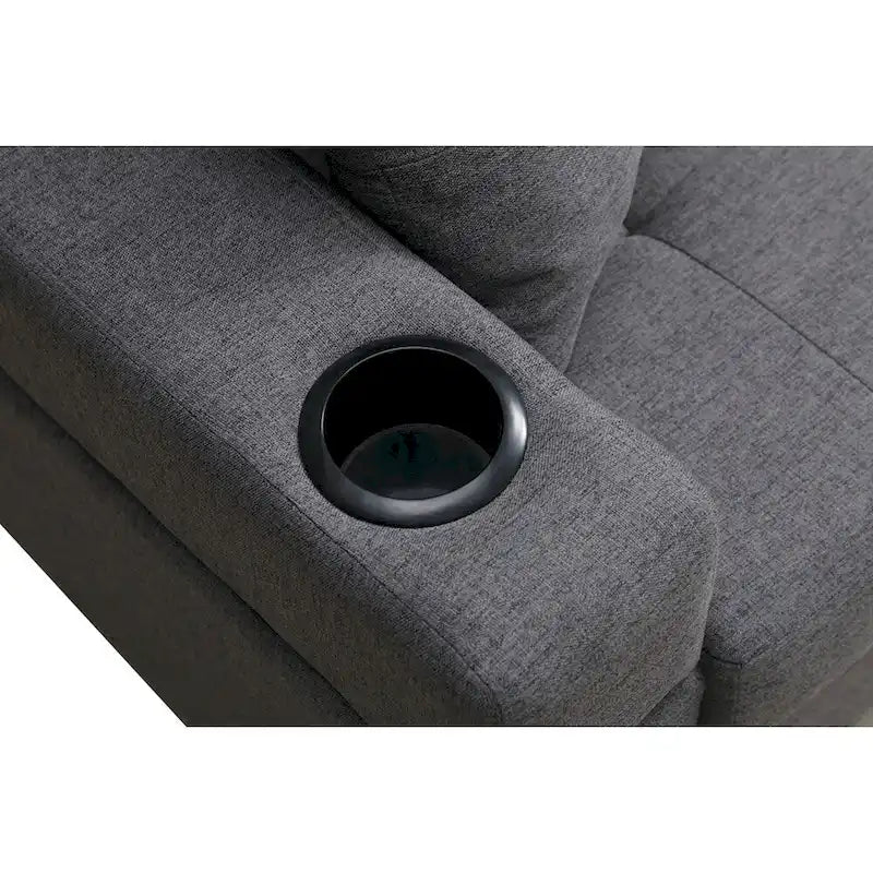 Wohnlandschaft mit L-förmiger Chaiselongue und Getränkehalter