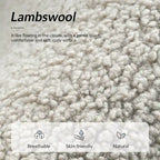 Moderne Sheila-fauteuil van bouclé met een breedte van 30 W en poten van massief hout, set van 2, van HULALA HOME