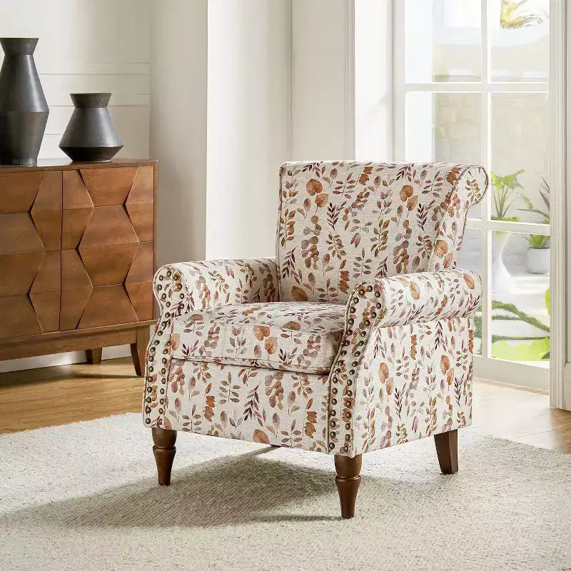 Araceli traditionele houten fauteuil met bloemenstof, hoge rugleuning met vleugels en siernagels| ART OF LIVING DESIGNS