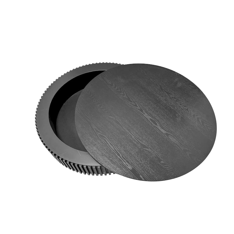 Moderne ronde salontafel van gefineerd massief hout met opbergruimte