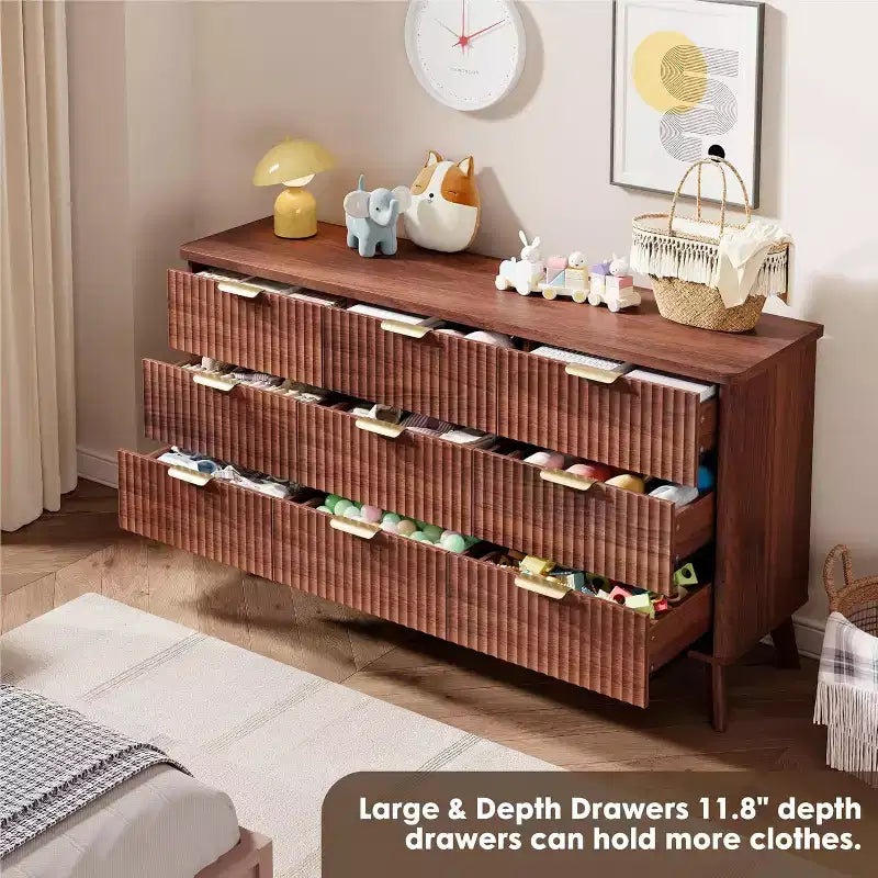 Komoda z 9 ryflowanymi szufladami, nowoczesna szafka, drewniana komoda RTV o zaokrąglonym profilu do salonu i przedpokoju